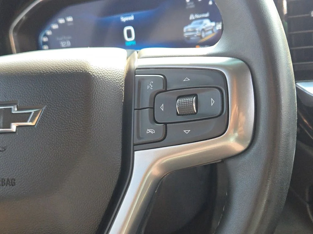 Used 2024 White Chevrolet RST image 28