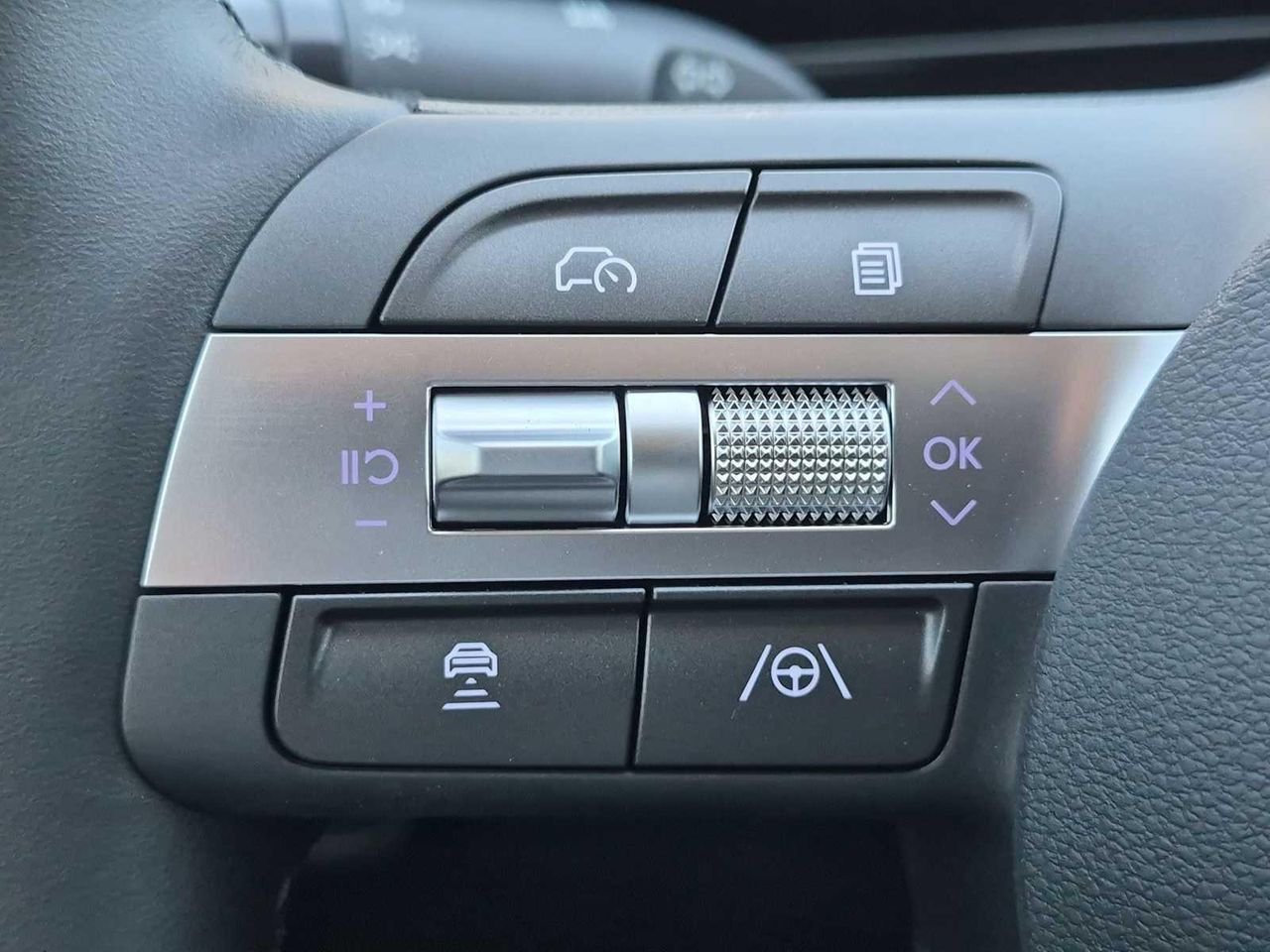 New 2026 Cyber Gray Metallic Hyundai SEL Sport FWD image 22