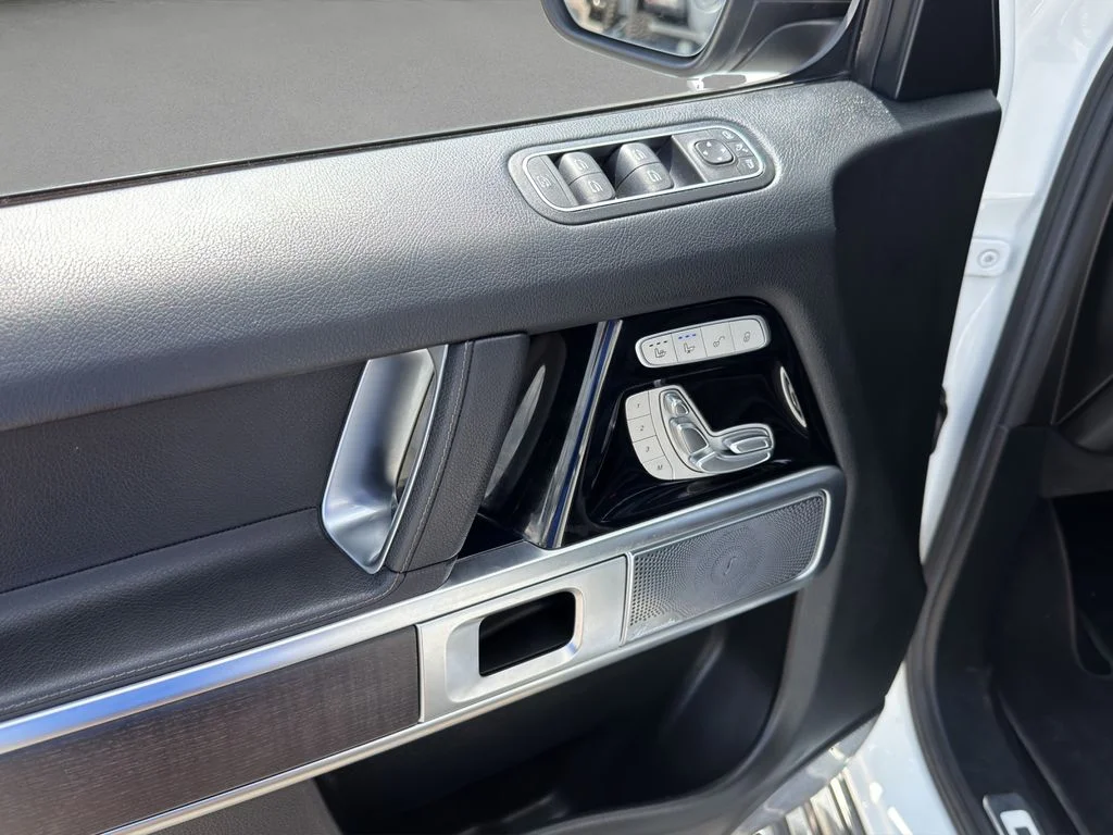 Used 2019 White Mercedes-Benz G 550 image 12