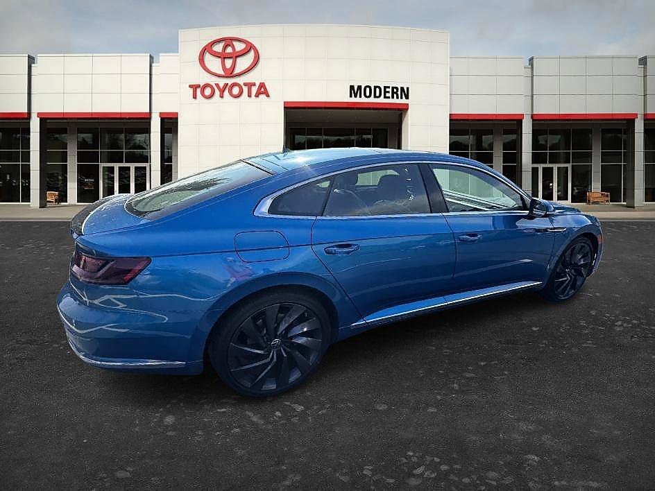 Used 2023 Blue Metallic Volkswagen SEL R-Line image 14