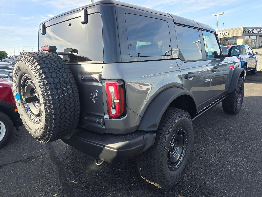 New 2025 Carbonized Gray Metallic Ford Badlands® image 6