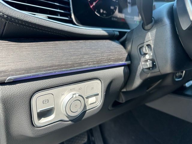 Used 2026 Black Mercedes-Benz GLS 450 image 14