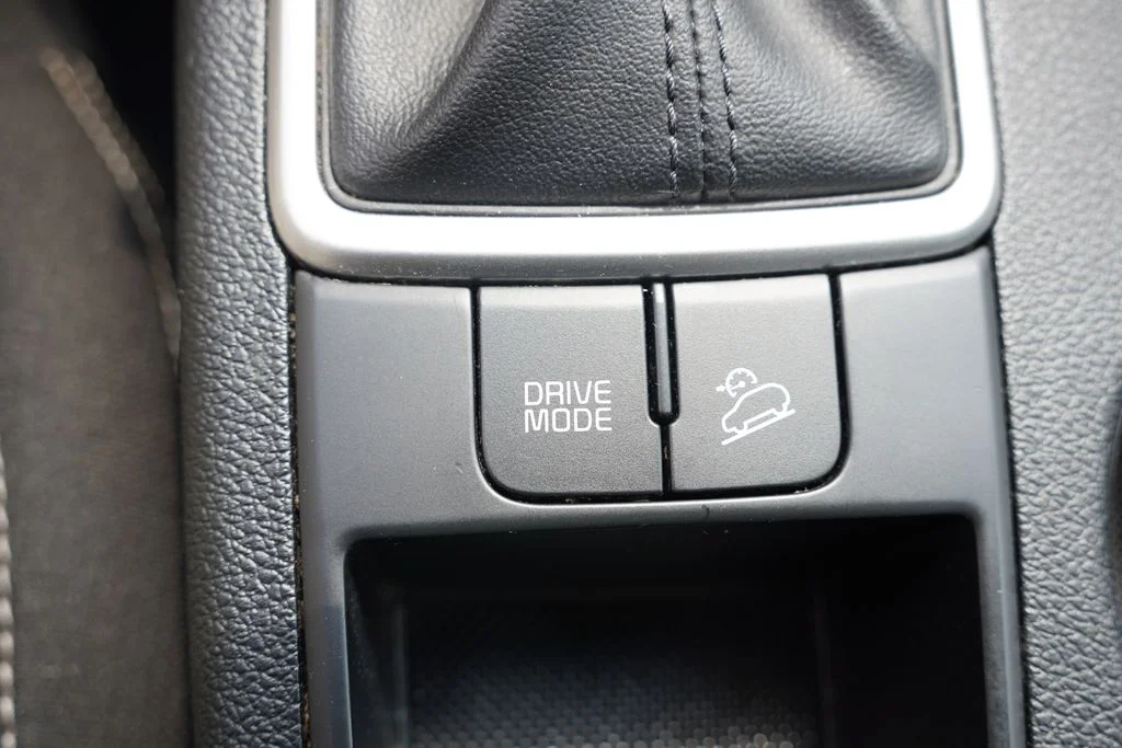 Certified Used 2017 Pacific Blue Kia LX image 29