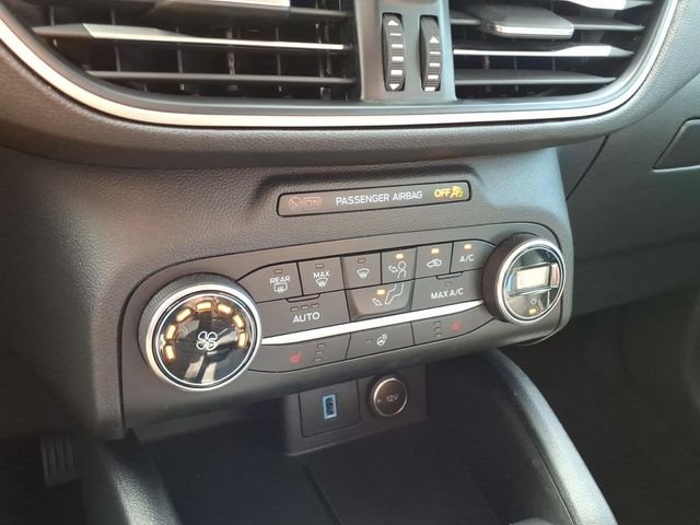 Used 2020 Red Ford SEL image 30