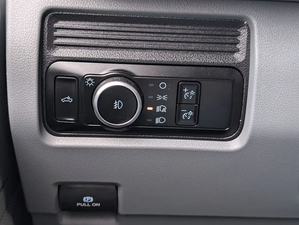 2025 Ford F-250 Super Duty XLT - Photo 14