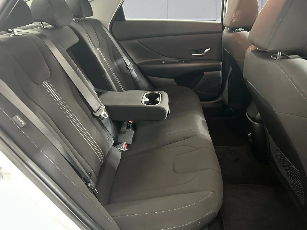 Used 2024 White Hyundai SEL image 16