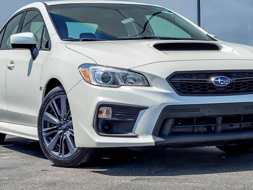 Used 2020 White Subaru Base image 2