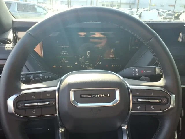 Used 2025 Sterling Metallic GMC Denali image 19