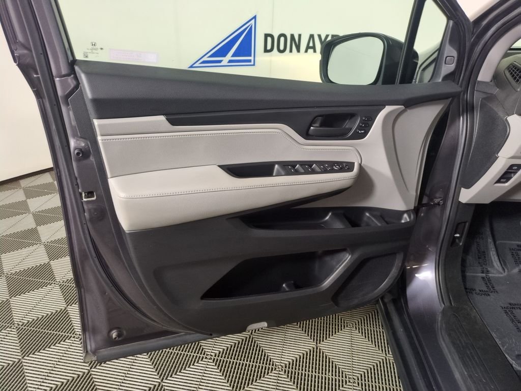 Used 2020  Honda EX-L image 10