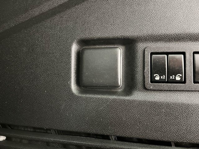 Used 2023 Onyx Black GMC Denali image 35