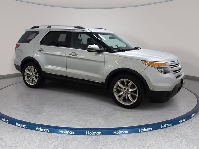 Used 2011 Silver Ford Limited image 4