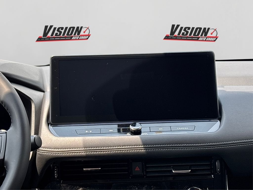 Used 2025 Gray Nissan SL image 21