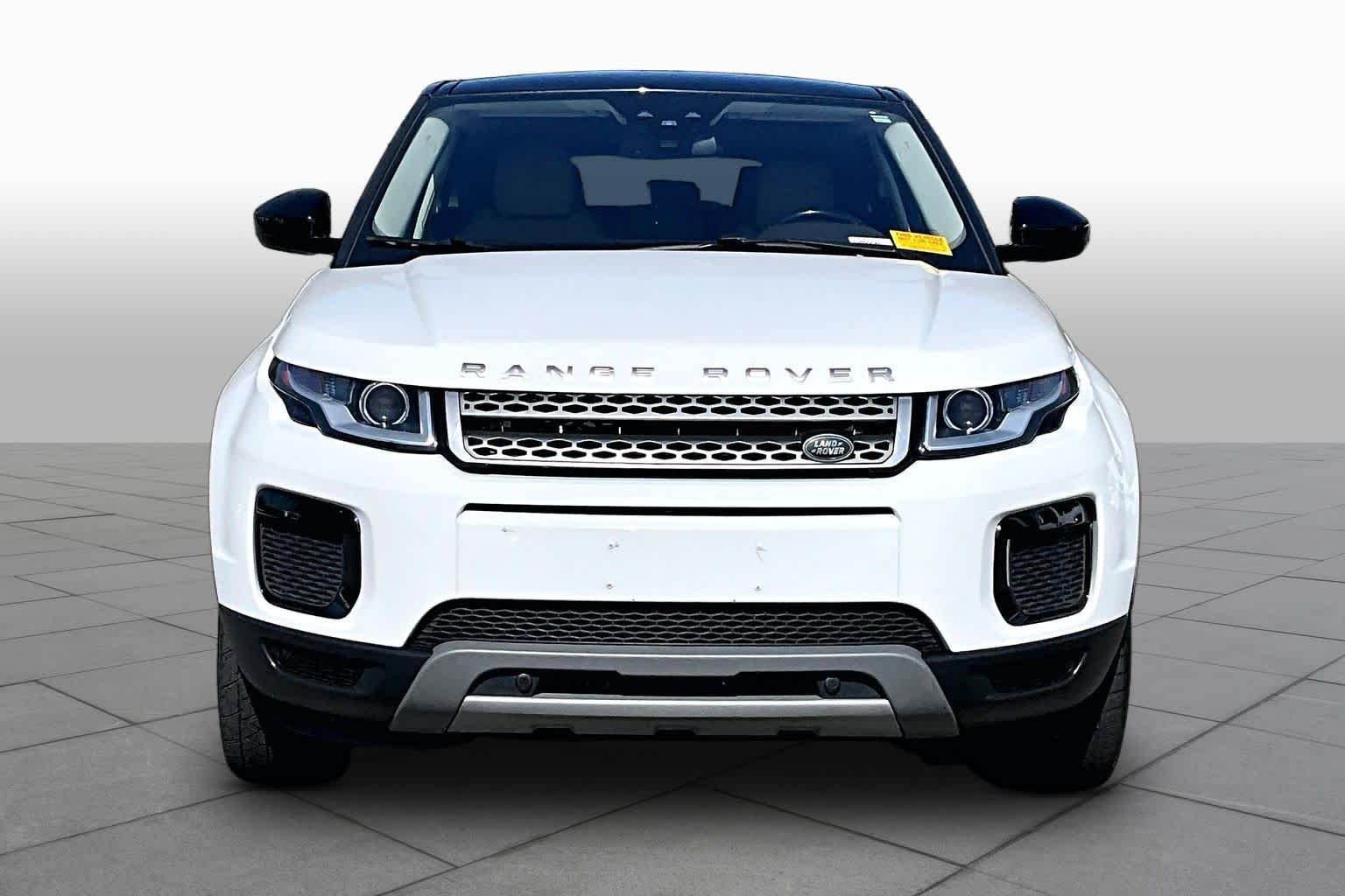 Used 2018 Fuji White Land Rover SE image 4