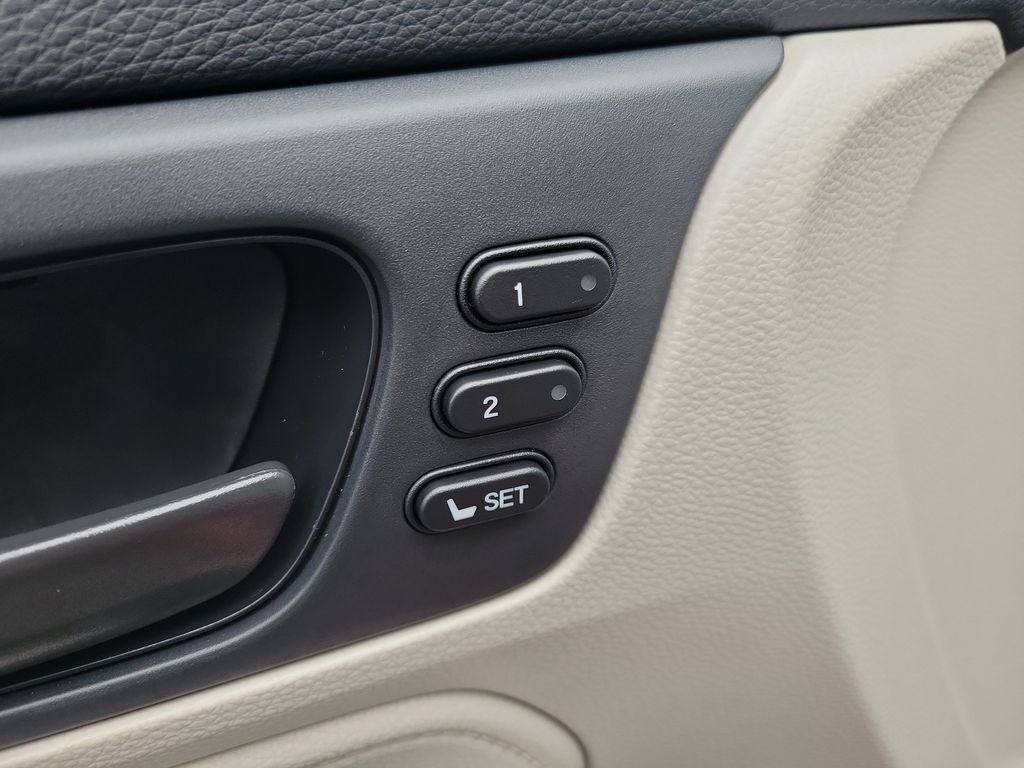2026 Honda Odyssey EX-L - Photo 25