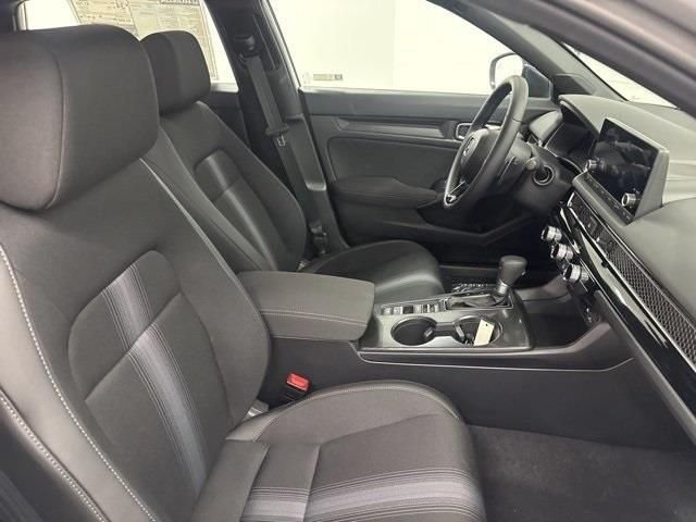 2026 Honda Civic Hatchback Sport - Photo 15