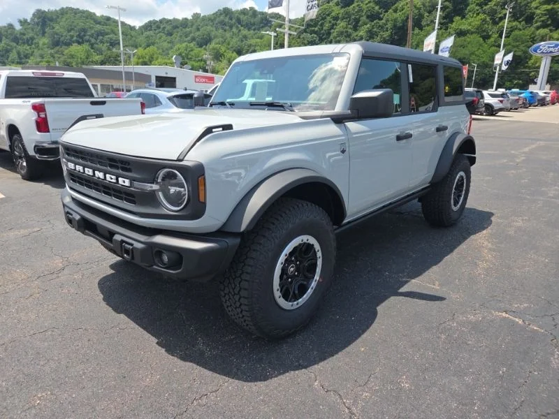 New 2026 White Ford Big Bend image 3