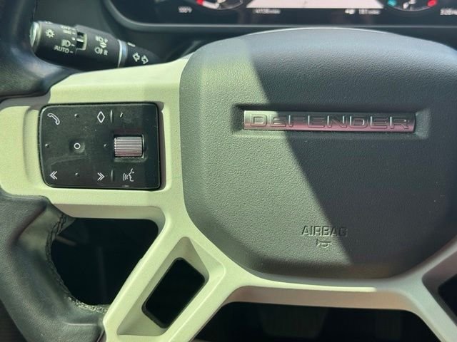 Used 2023 White Land Rover S image 29