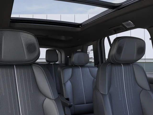2026 Cadillac VISTIQ Sport - Photo 24