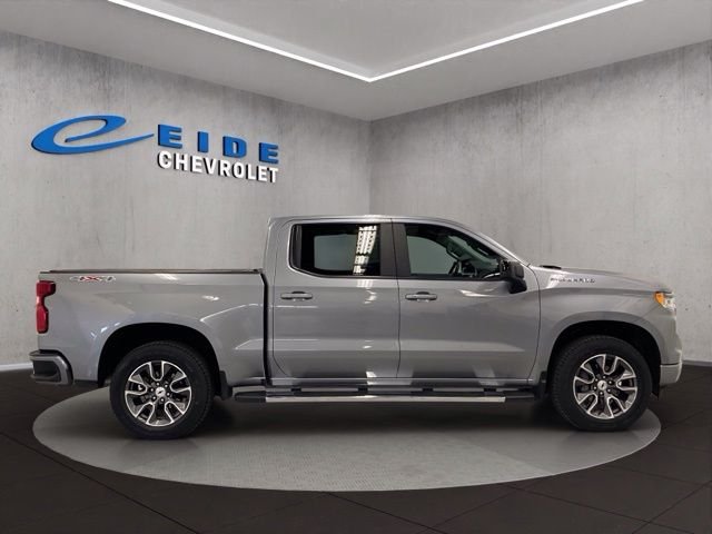 Used 2023 Gray Chevrolet RST image 15