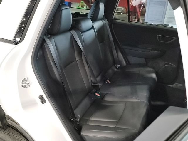Used 2026 Crystal White Pearl Subaru Premium image 22
