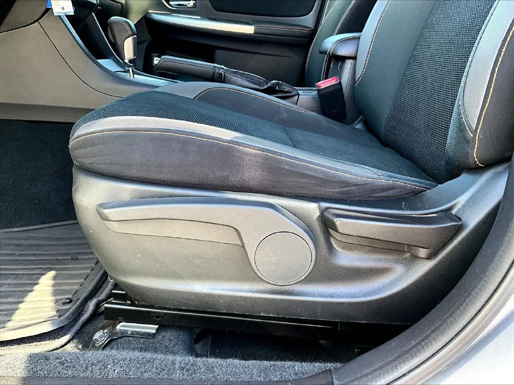 Used 2016 Silver Subaru 2.0i Premium image 36