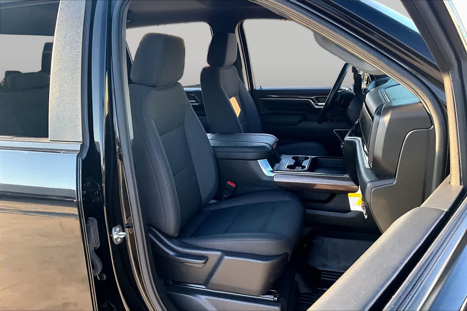 Used 2024 Black Chevrolet LT image 9