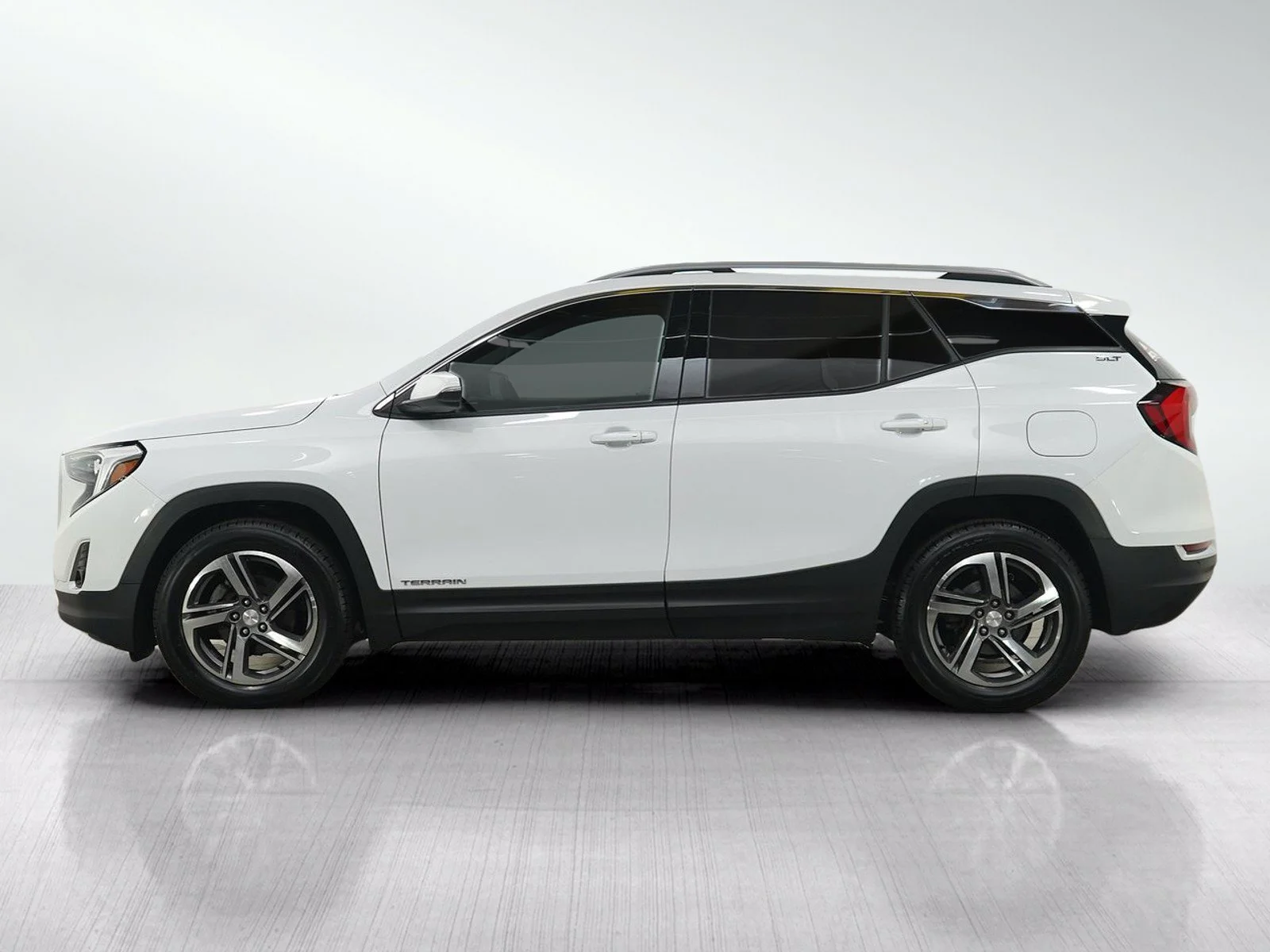Used 2021 GMC Terrain SLT with VIN 3GKALVEV3ML337935 for sale in White Bear Lake, Minnesota