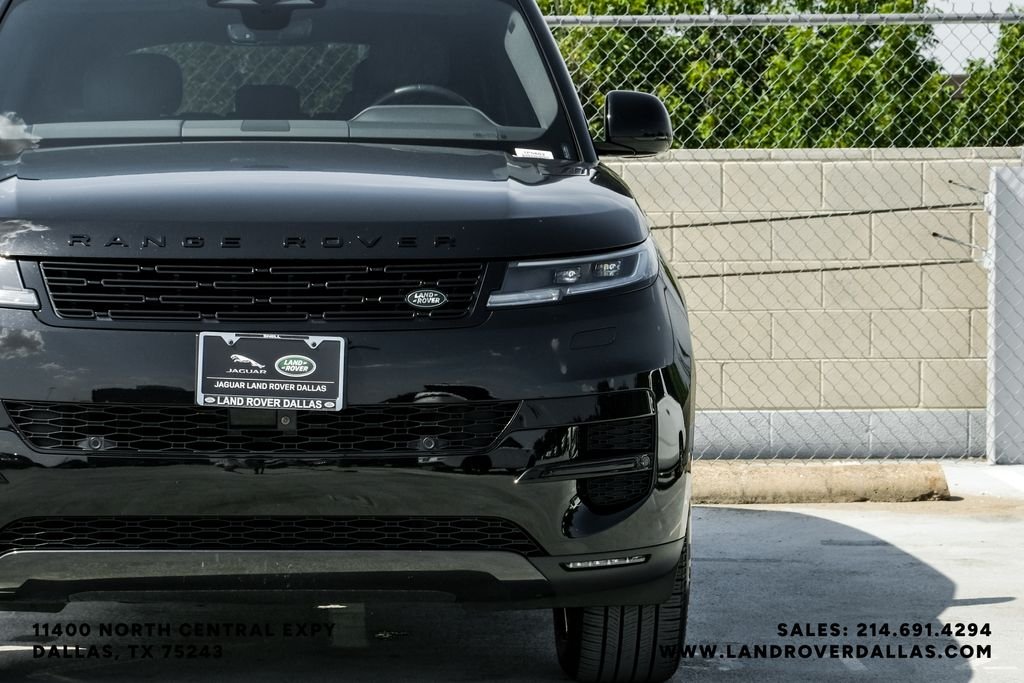 Certified Used 2025 Santorini Black Metallic Land Rover SE image 48