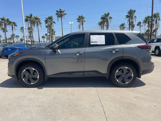 Used 2024 Gray Nissan SV image 2