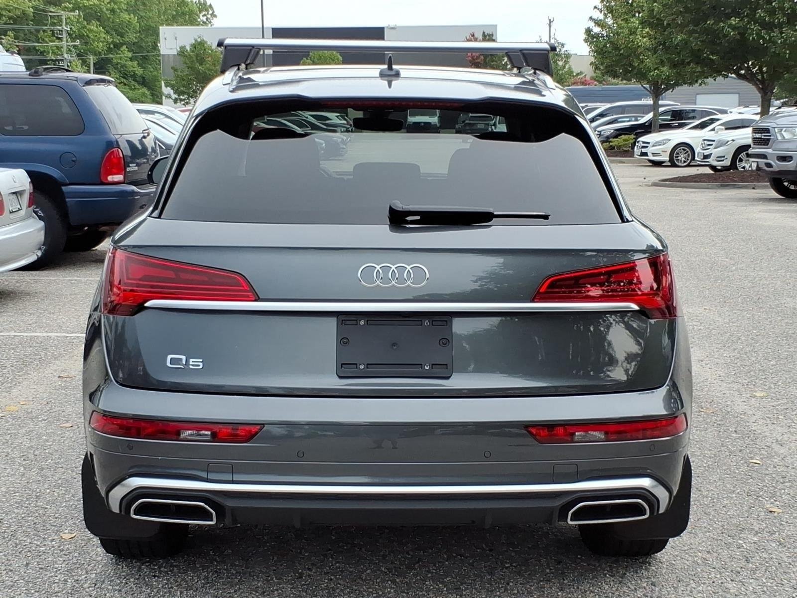 Used 2023 Daytona Gray Pearl Effect Audi S line Premium image 9