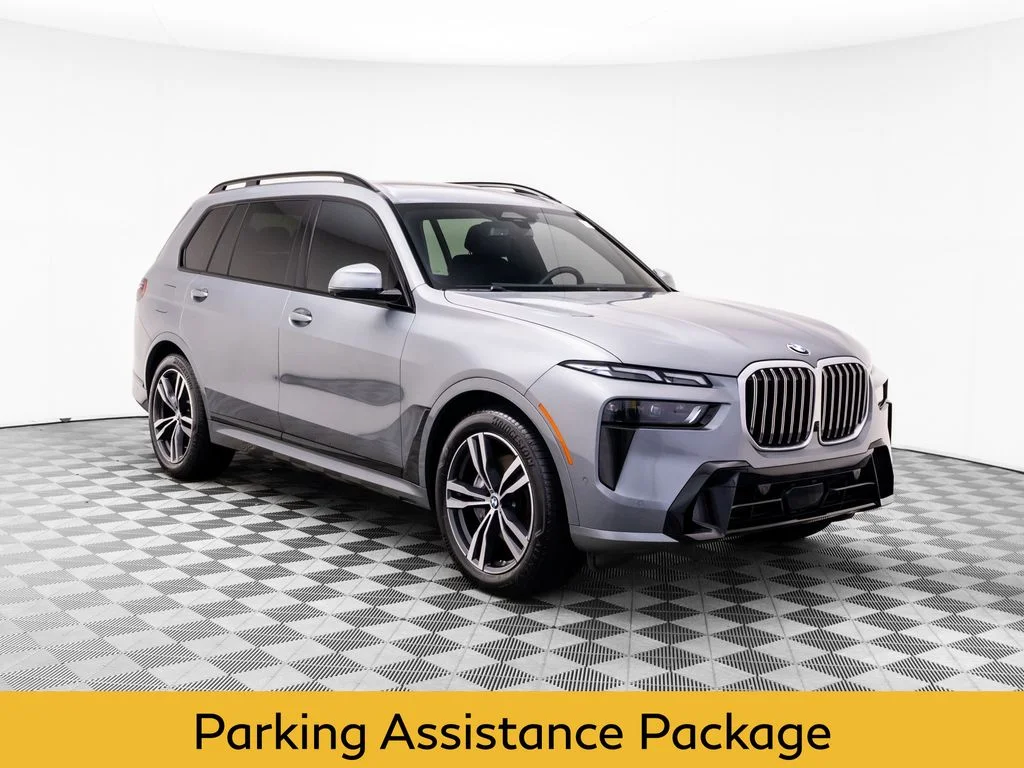 Used 2023 Gray BMW xDrive40i image 8