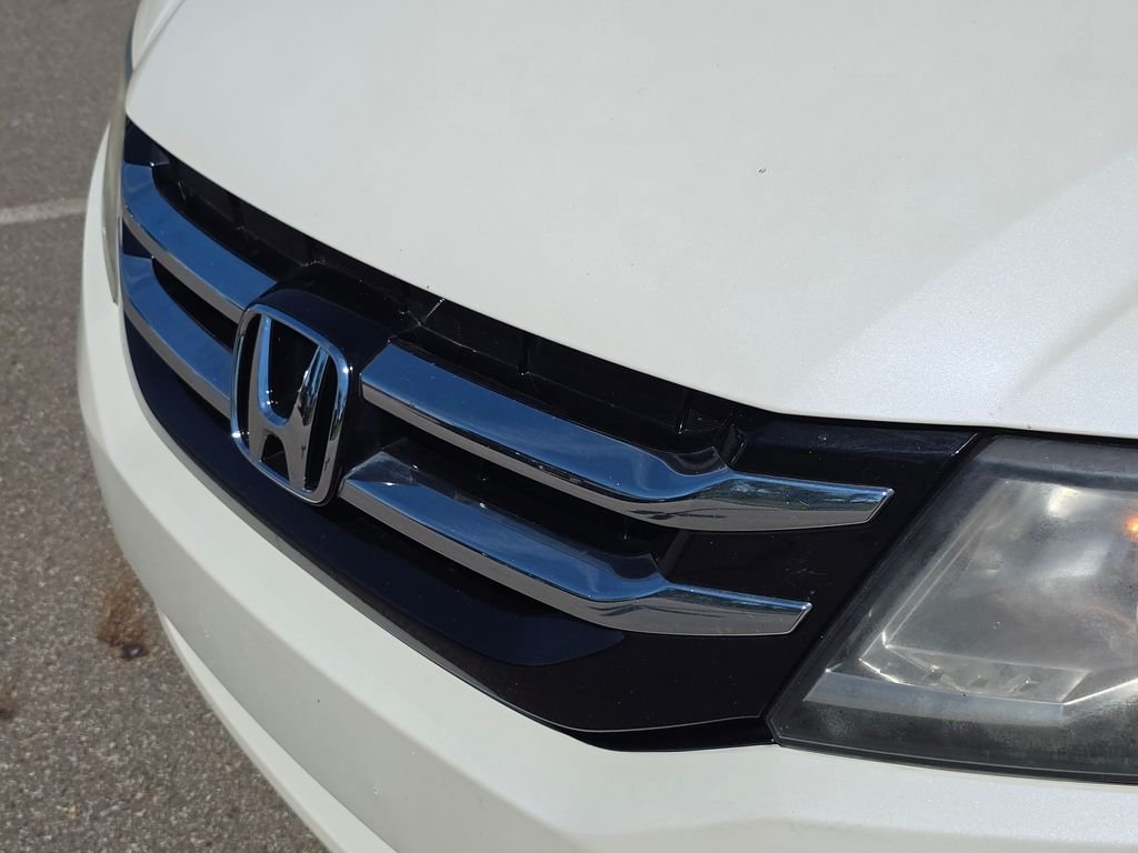 Used 2015  Honda Touring image 12
