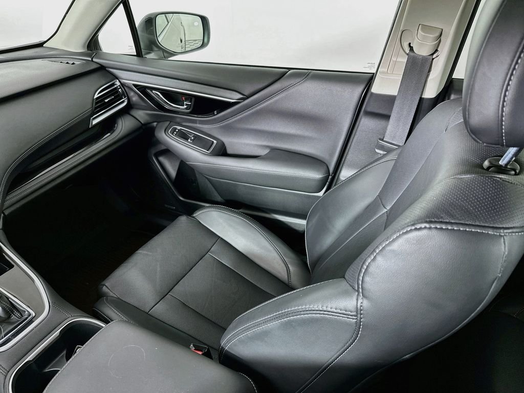 Used 2024 Brilliant Bronze Metallic Subaru Limited image 25