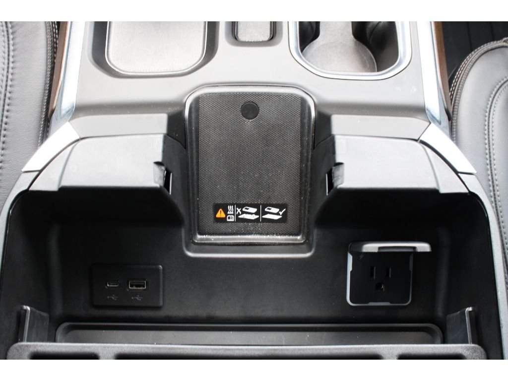 Used 2025 Sterling Gray Metallic Chevrolet High Country image 18