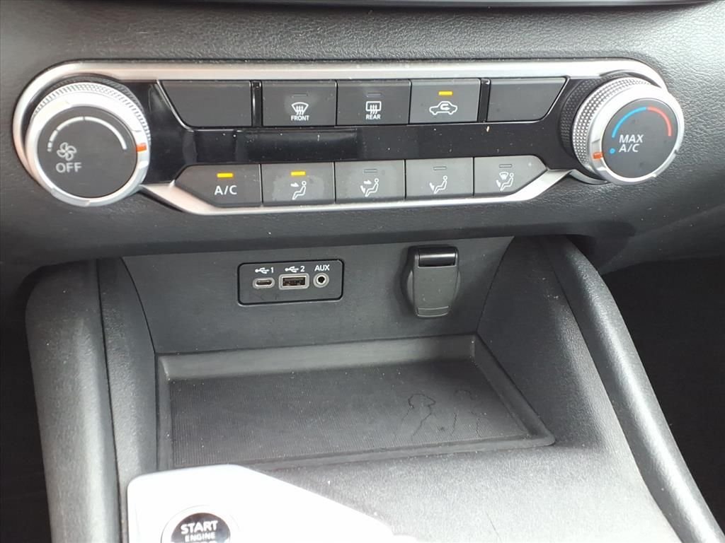Used 2025 Black Nissan 2.5 SV image 25