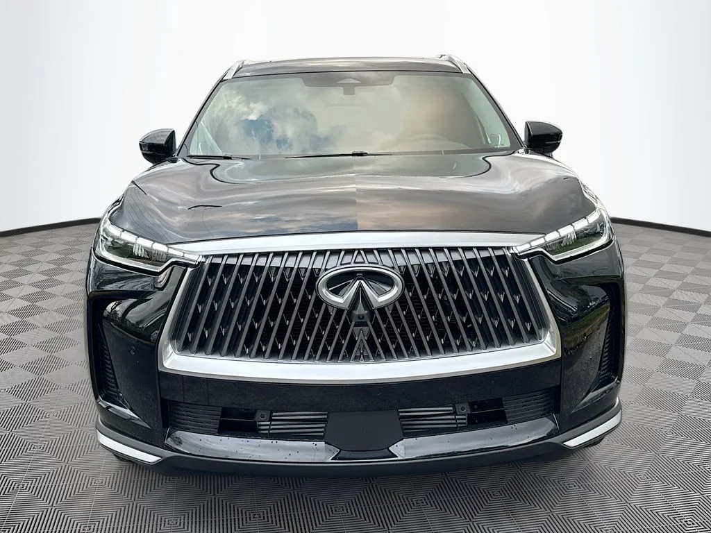 Certified Used 2026 Black INFINITI LUXE image 2