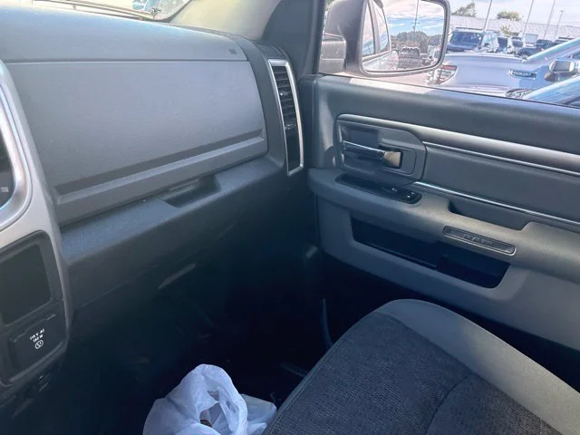 Used 2017 White Ram SLT image 16