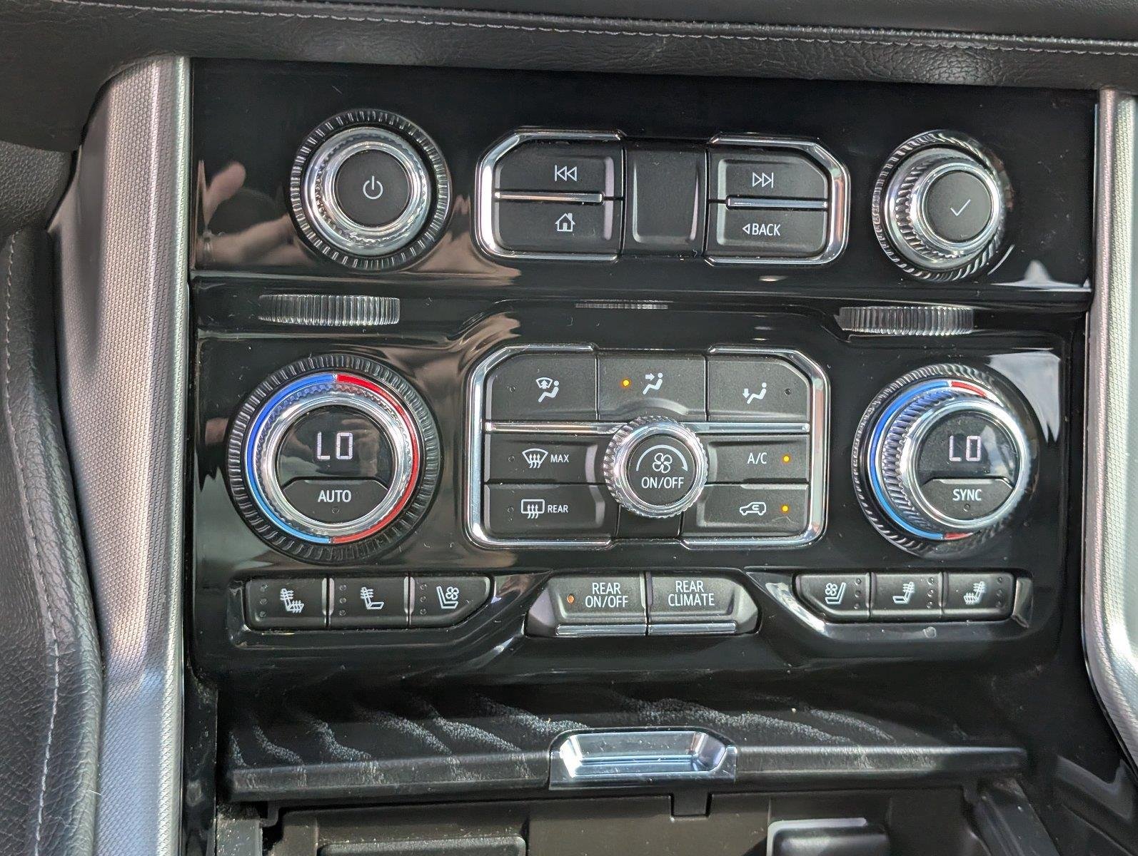 Used 2023 STERLING METALLIC GMC Denali image 23