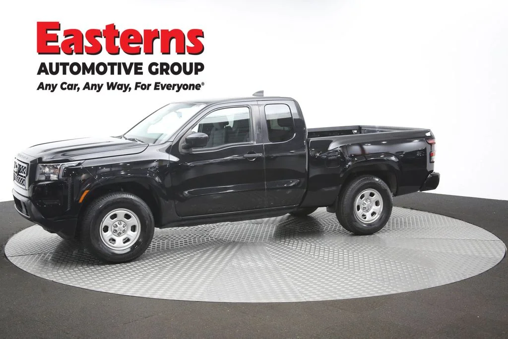 Used 2022 Black Nissan S image 55