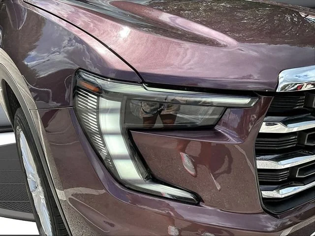 Certified Used 2026 Crystal Metallic GMC Elevation image 32