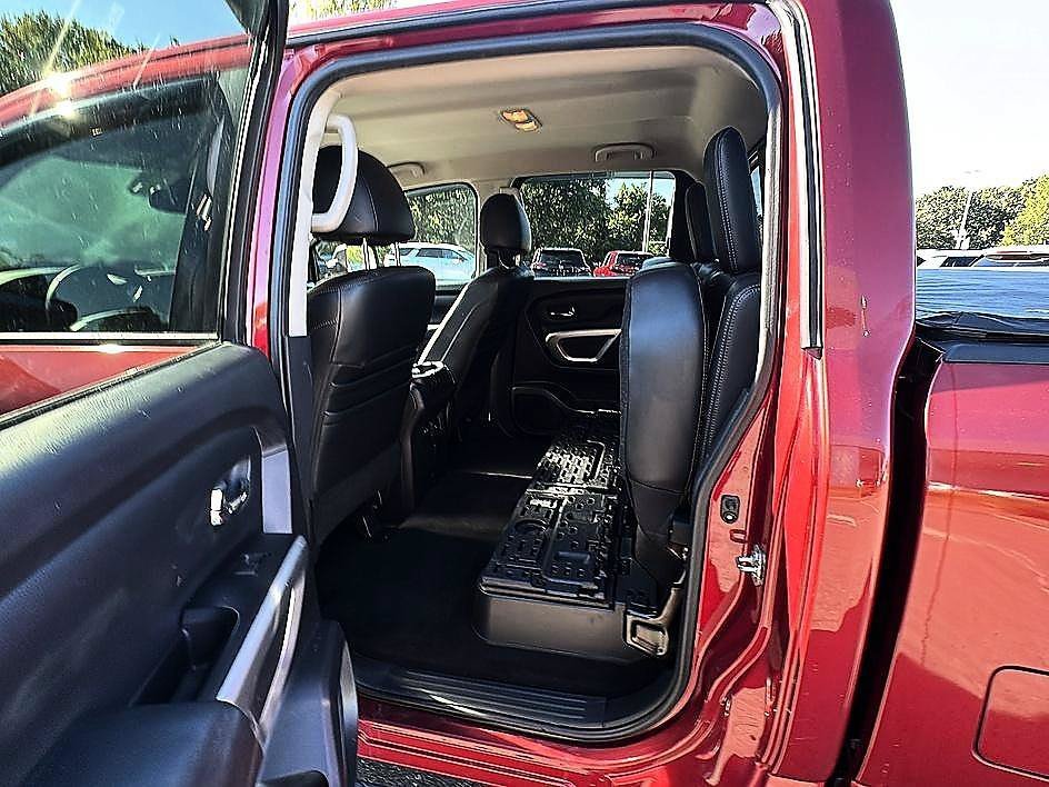 Used 2017 Cayenne Red Nissan SV image 23