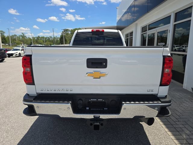 2015 Chevrolet Silverado 3500HD LTZ - Photo 7