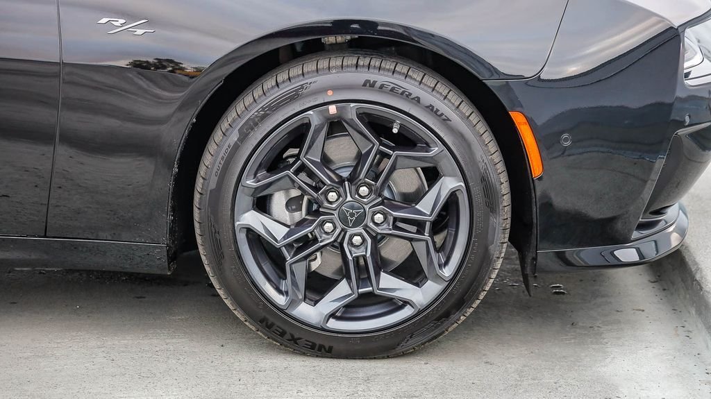 New 2026 Diamond Black Dodge R/T Plus image 11