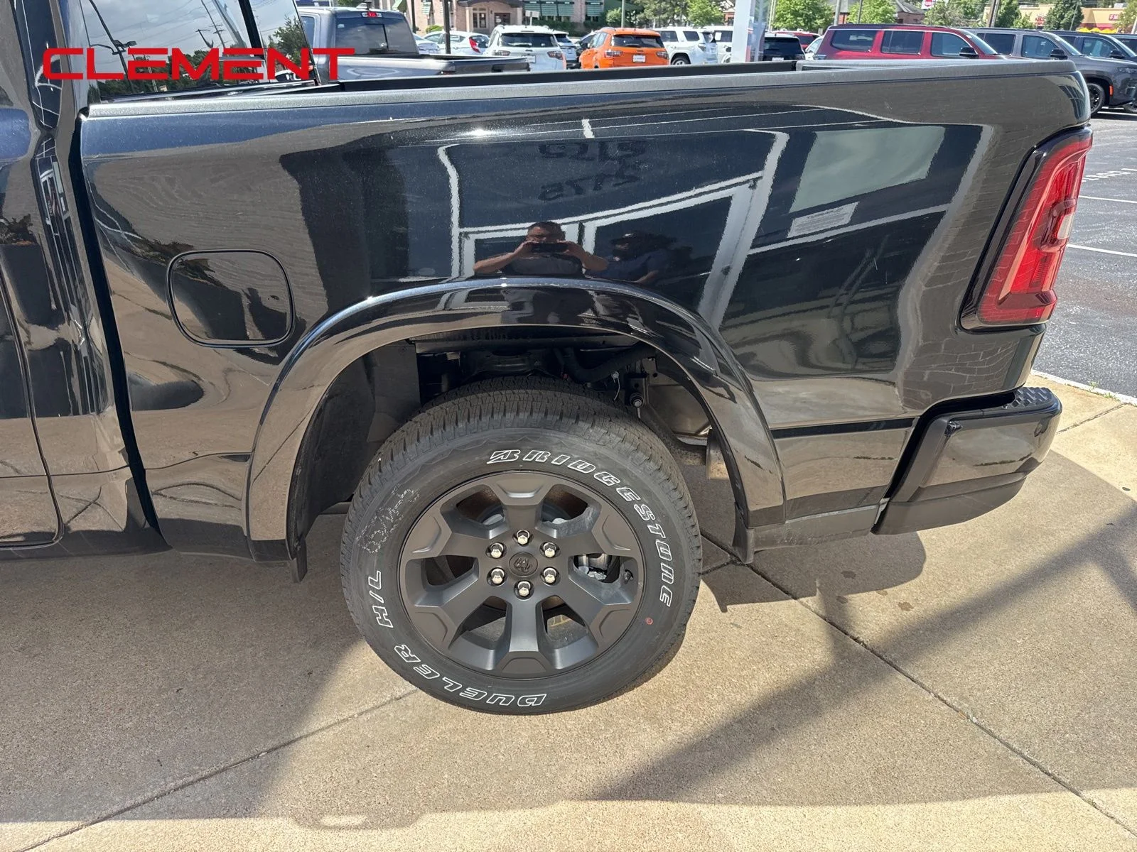 New 2026 Diamond Black Crystal Pearl-Coat Exterior Paint RAM Big Horn/Lone Star image 4