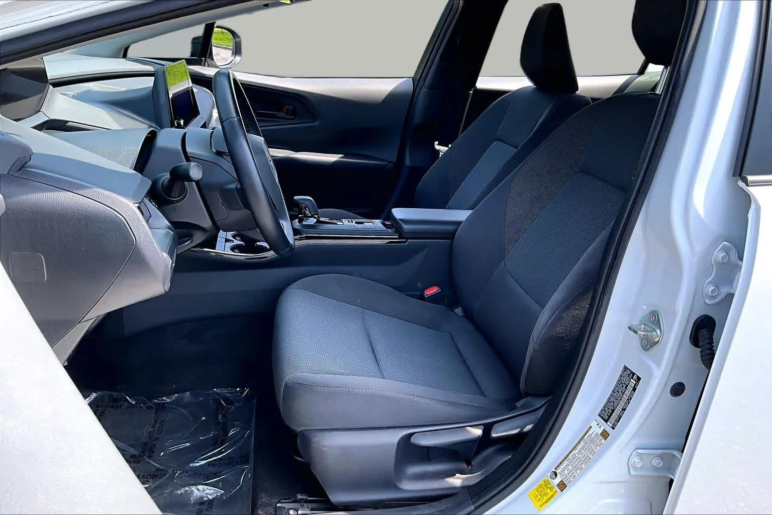 Used 2024 Wind Chill Pearl Toyota LE image 8