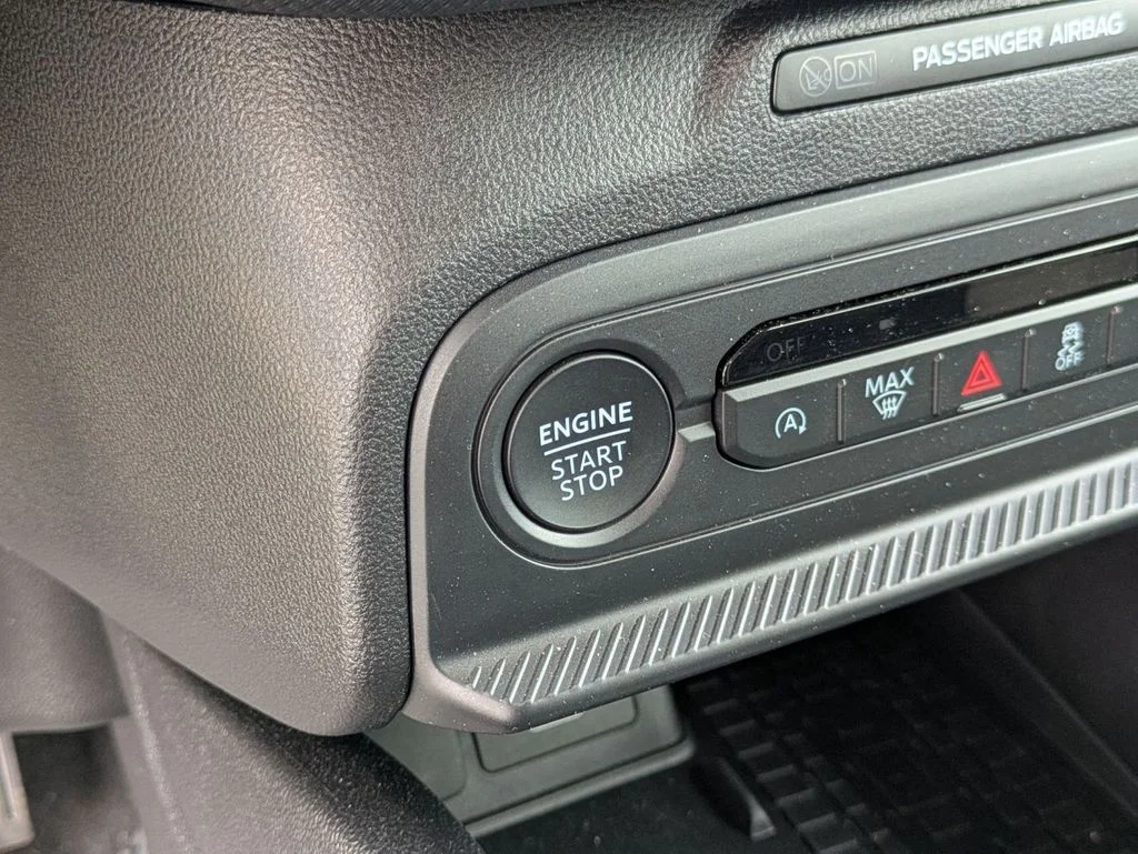 New 2025 Azure Gray Metallic Tri-Coat Ford Big Bend® image 37
