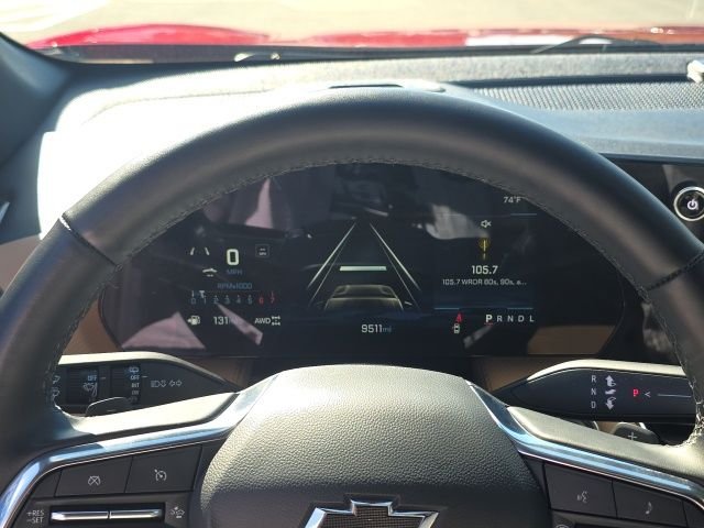 Used 2025 Red Chevrolet ACTIV image 16