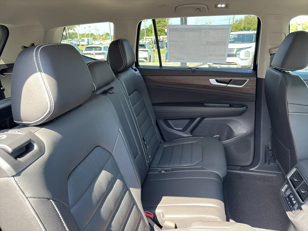 2026 Volkswagen Atlas SEL - Photo 10