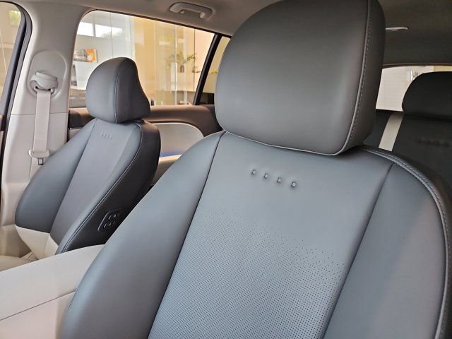 2026 Hyundai IONIQ 9 SEL - Photo 16