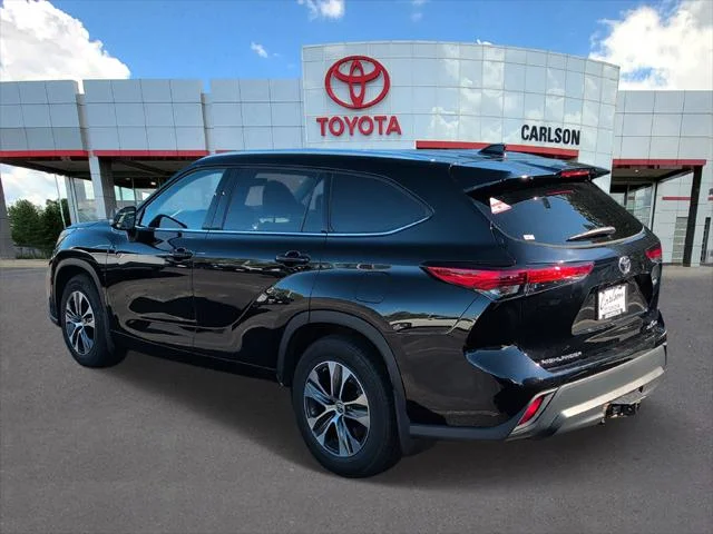 Certified Used 2021 MIDNIGHT BLACK METAL Toyota  image 4